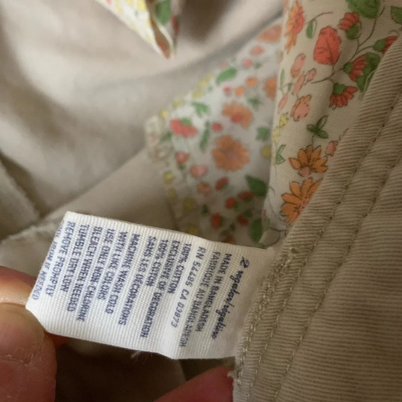 3/$25 American Eagle Outfitters, 100% Cotton, 2 R - Picture 11 of 15